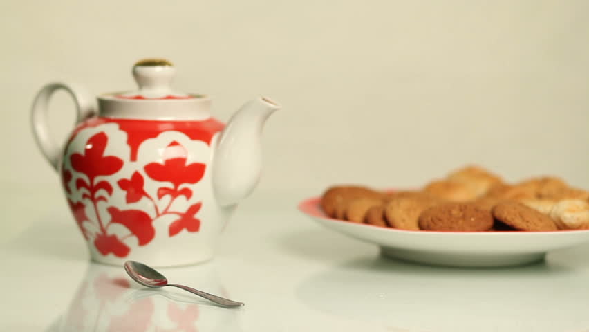 Brewing a cup of tea. HD