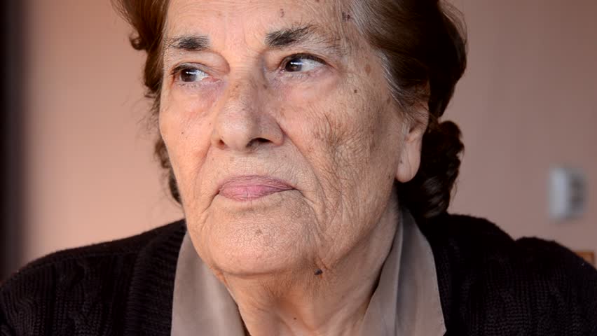 elderly woman smiling 