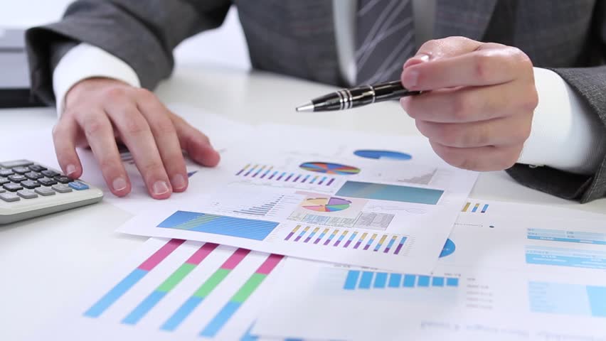 Examining business graph   