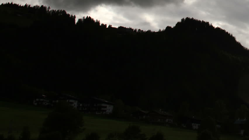Fantastic Clouds Timelapse with godrays