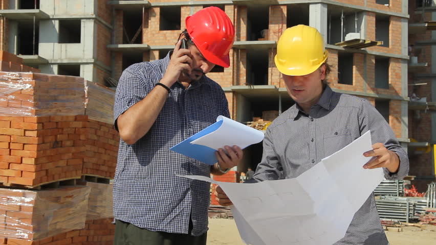 Construction workers, teamwork