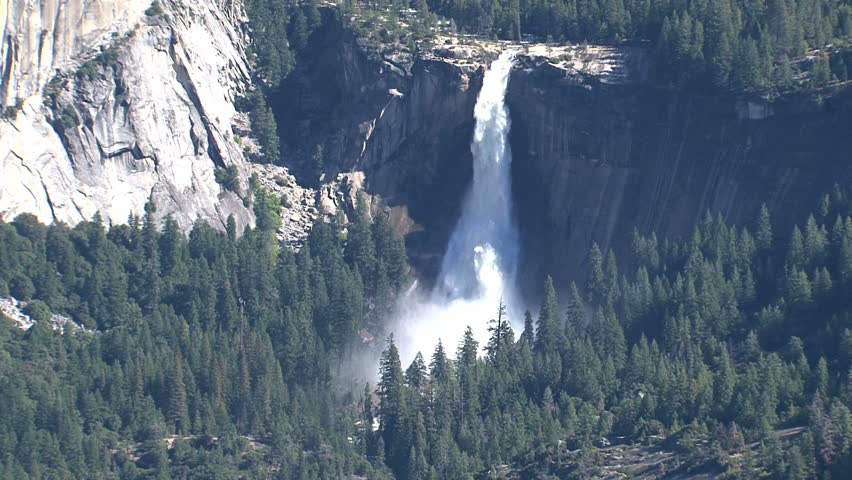 Yosemite National Park, spanning eastern portions of Tuolumne, Mariposa and Madera counties in east central California, "united states".