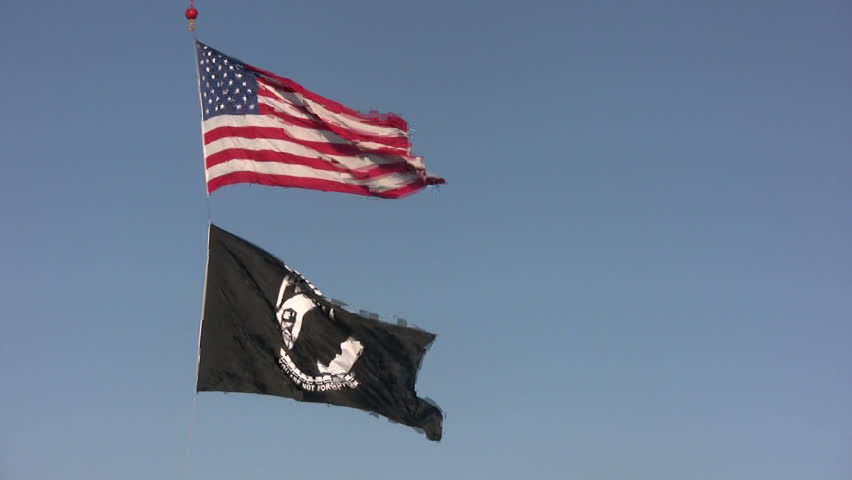 Flags commemorating US veterans