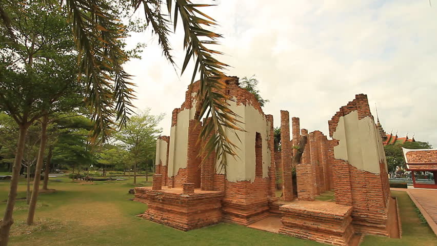 Stabilized shot :Interested in the ancient city, Samut Prakan, Thailand.