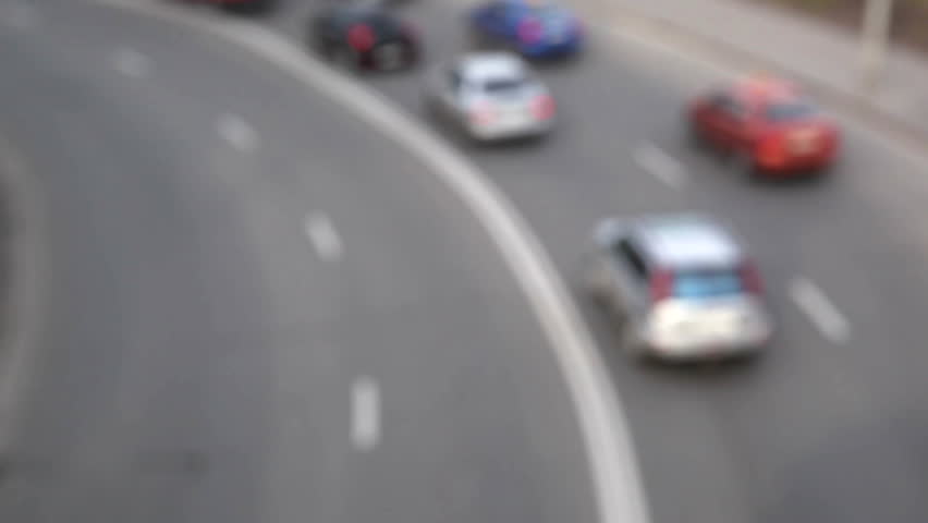 Cars in turn, defocused
