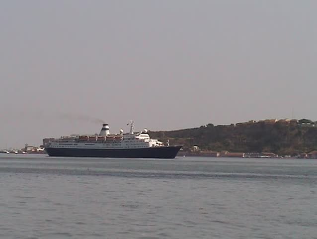 Cruiseship leaving at the port