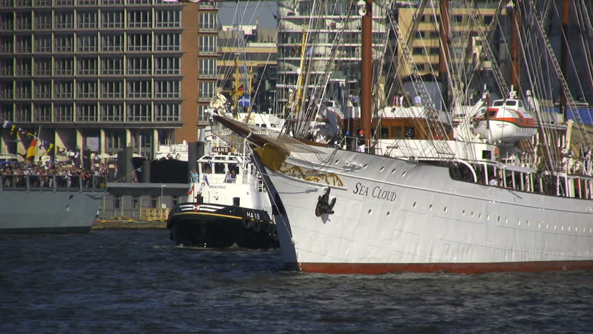 HAMBURG - MAY 8: "Sea Cloud" leaves Hamburg during the anniversary of the Port on May 8, 2011 in Hamburg, Germany. Hafengeburtstag with more than 1.5 million visitors and 300 guest ships.