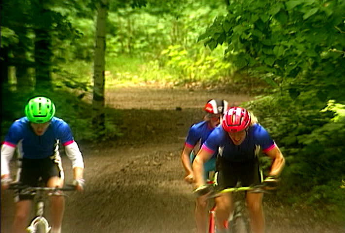Mountain bike racing