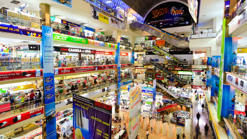 BANGKOK, NOV 16, Timelapse view of the interior of Pantip IT plaza on November 16, 2011 in Bangkok, Thailand