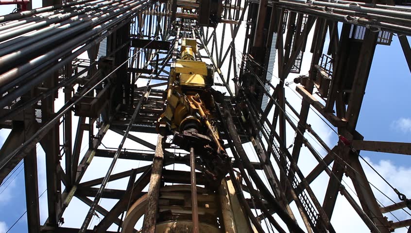 Top Drive System (TDS) Spinning for Oil Drilling Rig - Oilfield Industry