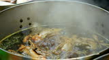 Boil stewed duck in pot