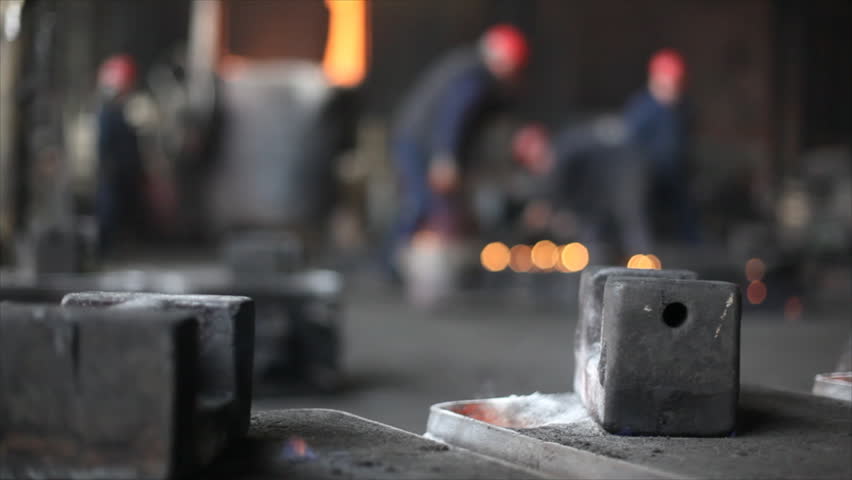 Liquid metal in the factory, foundry, smelting iron and processing