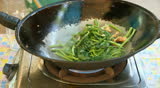 Fried Morning glory in the pan