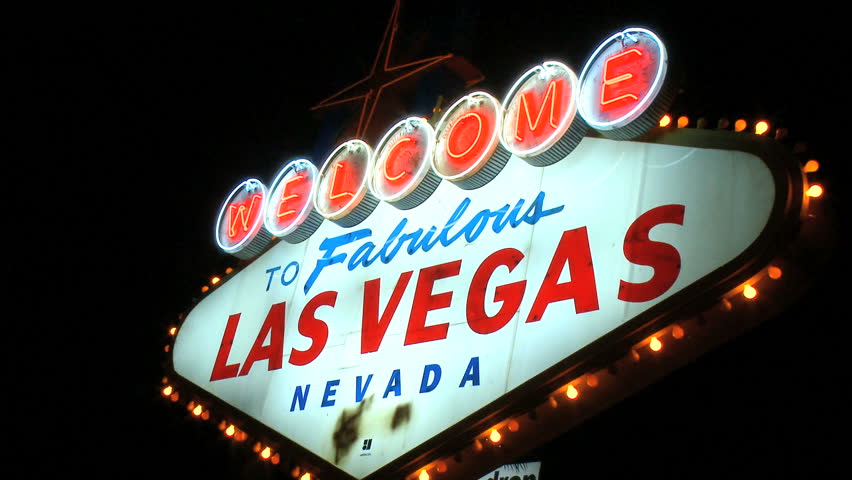 Fabulous Vegas sign (4 of 4)