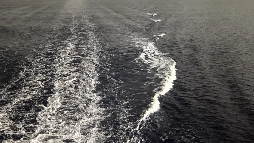 Infrared Finland: waves behind the cruise ship 5 