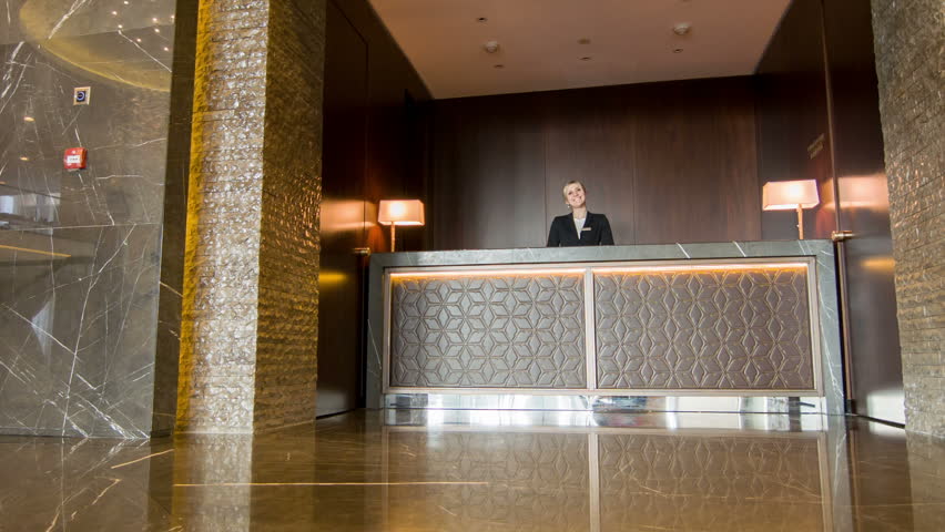 receptioner hotel arad