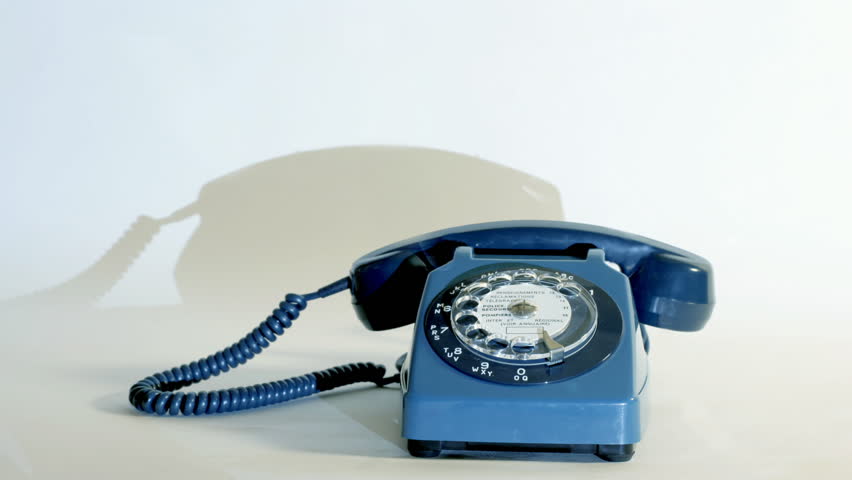 stopmotion of an old style telephone ringing