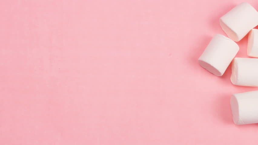 Marshmallows On Pink  Pastel Background  Vid os de stock 