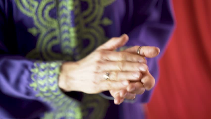 Header of djellaba