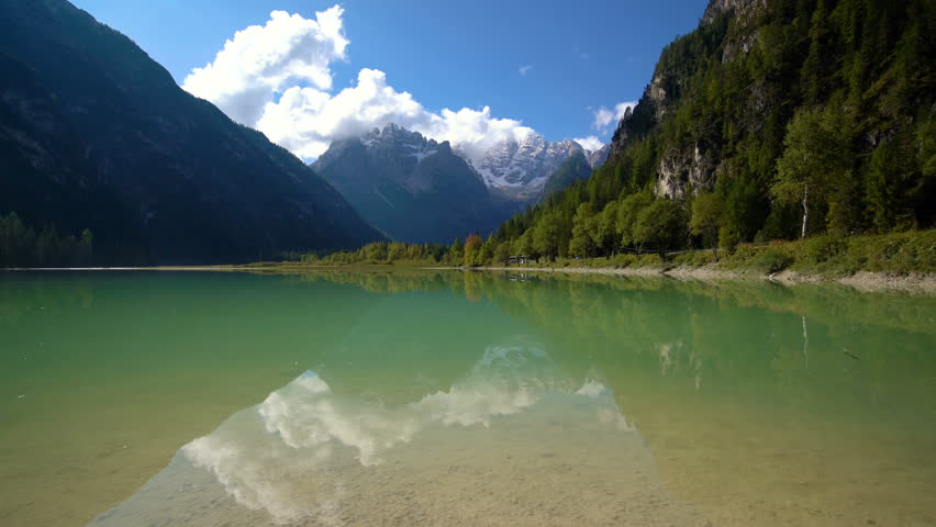 beautiful-landscape-with-mountains-and-lakes-with-sky-in-italy-image