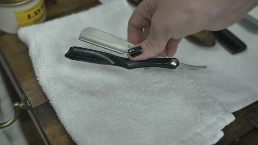 Header of razor