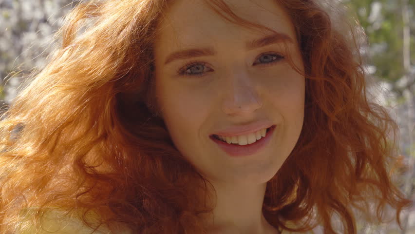 4k00 12female Portrait Close Up Funny Girl With Natural Red Hair And