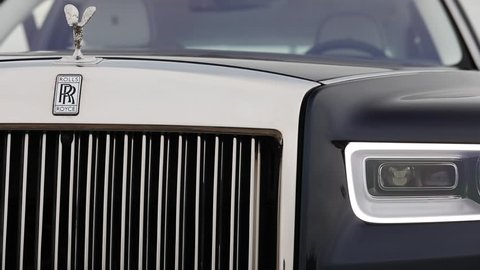 2018 09 04 Riga Latvia New Rolls Royce Phantom 2018 Model Editorial Video Spirit Of Ecstasy And Front Part Of A Car