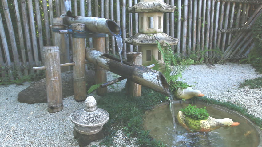 Traditional Asian Fountain Video De Stock Totalmente Libre Traditional Asian Fountain Video De Stock Totalmente Libre Regalías 11633414 Shutterstock