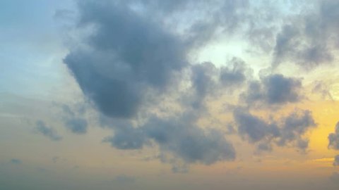 Đám mây là một trong những hiện tượng tự nhiên đẹp nhất của thế giới. Bạn có thể tận hưởng và khám phá những hình ảnh tuyệt đẹp của đám mây bằng cách đưa chúng làm hình nền cho màn hình máy tính hay điện thoại của mình. Hãy dừng lại và ngắm nhìn để tìm thấy sự bình yên và sự tròn đầy của cuộc sống.