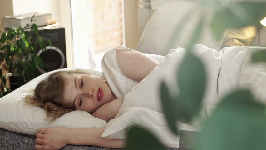 The girl sleeps tubes, husband sexually serving wife