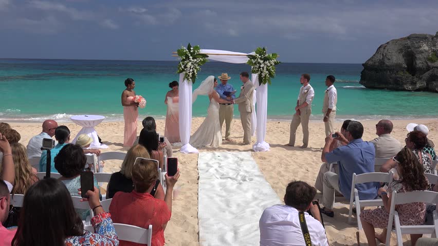 Bermuda April 27 Wedding ว ด โอสต อก ปลอดค าล ขส ทธ 100 Bermuda April 27 Wedding ว ด โอสต อก ปลอดค าล ขส ทธ 100 16965754 Shutterstock