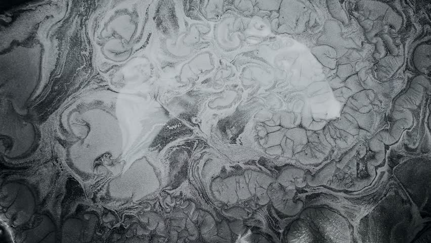Header of silvery