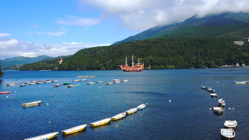 Káº¿t quáº£ hÃ¬nh áº£nh cho Pirate Boat Cruise on Lake Ashi