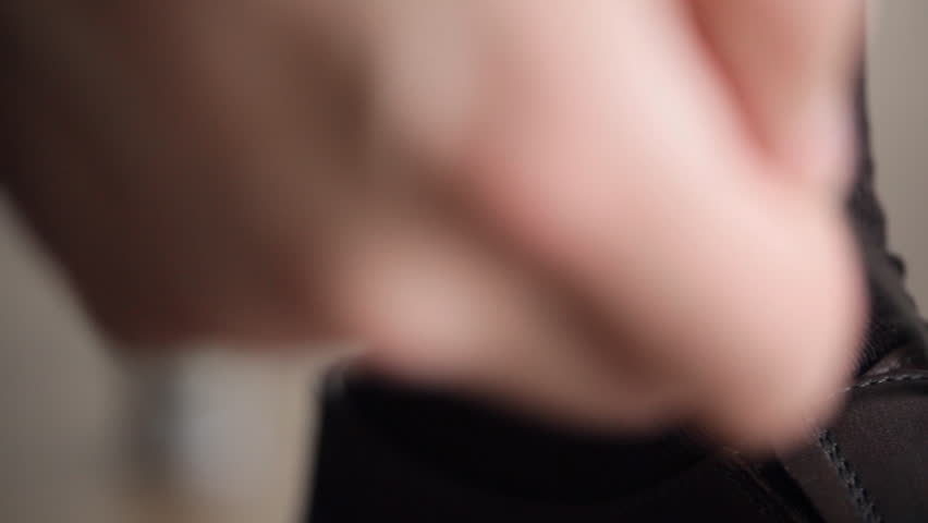 Header of tye