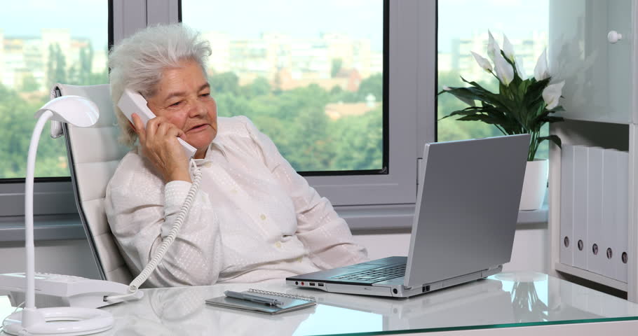 Senior Elderly Woman Use Mobile Phone Old Lady Browsing ...