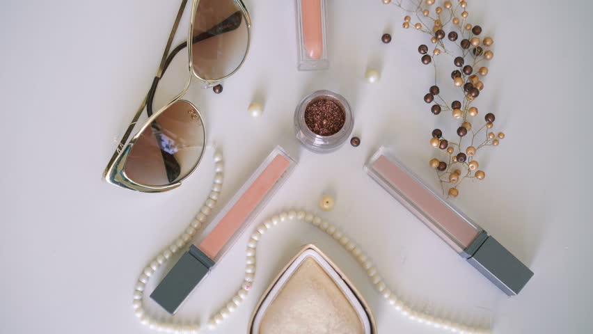 Header of cosmetician