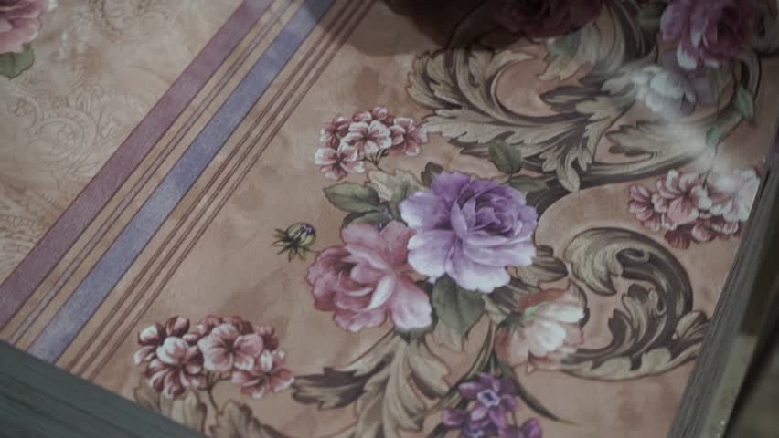 Header of oilcloth