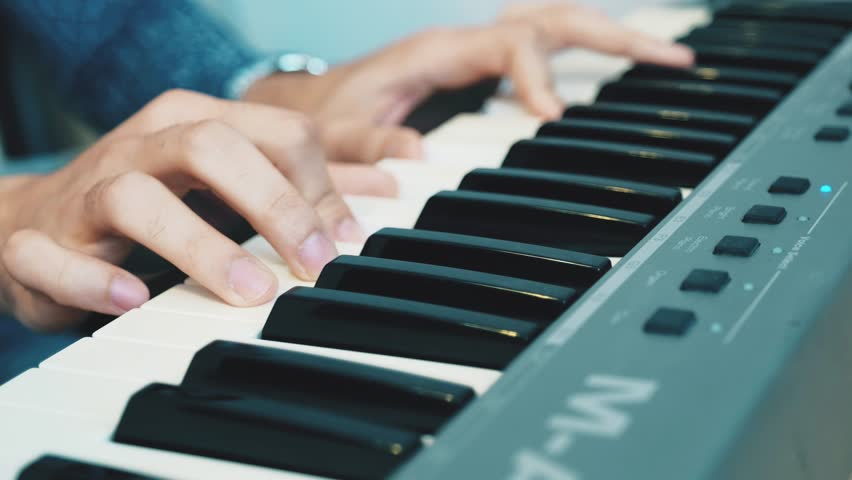 Header of synthesizer