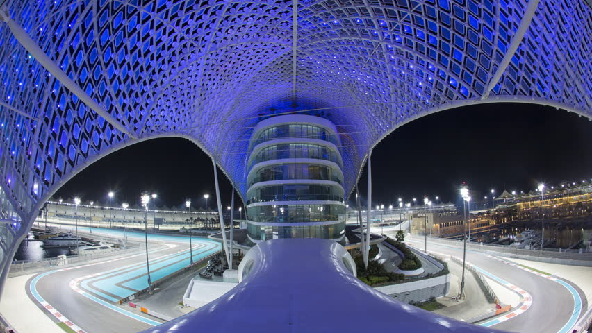 DUBAI, UNITED ARAB EMIRATES - CIRCA MAY 2011: People Arriving And