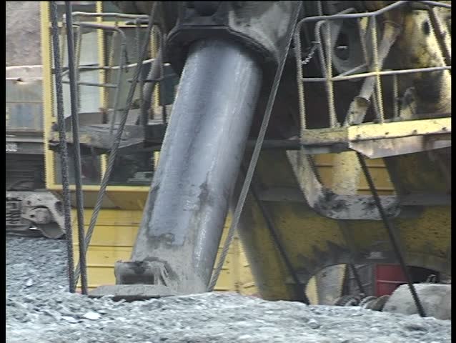 Header of ore
