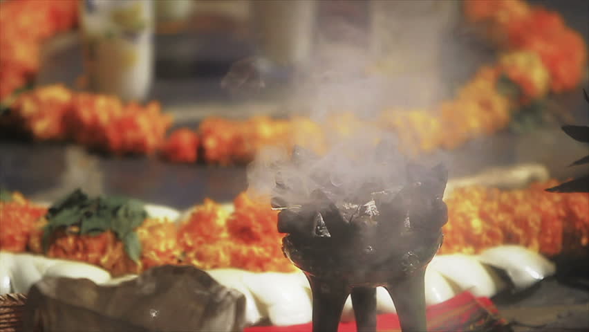 Header of copal
