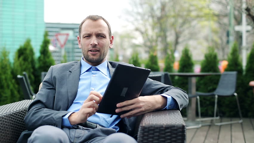 a successful businessman The way you handle your daily schedule is the first thing to look for when searching for a reliable business partner. a successful businessman The way you handle your daily schedule is the first thing to look for when searching for a reliable business partner.