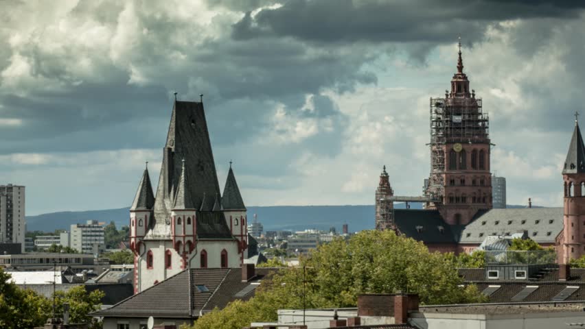 Header of Dom